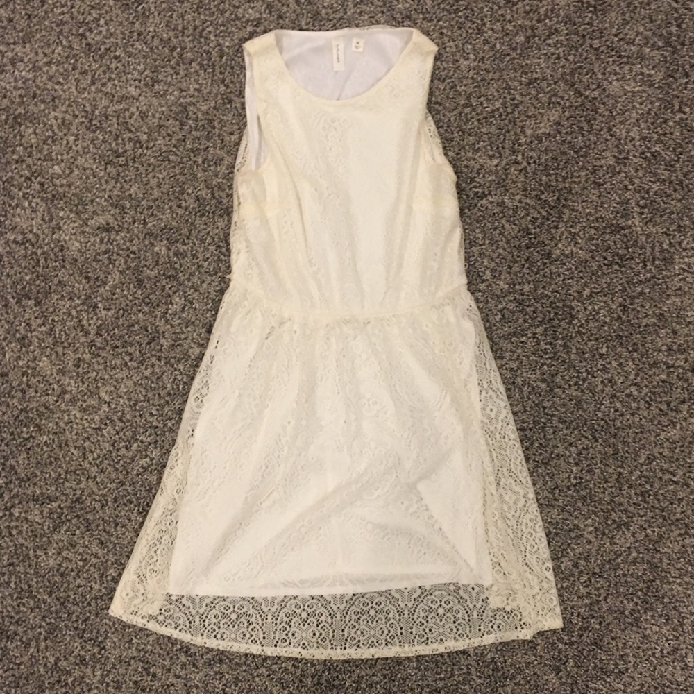White Lace dress.  Worn once, great condition!